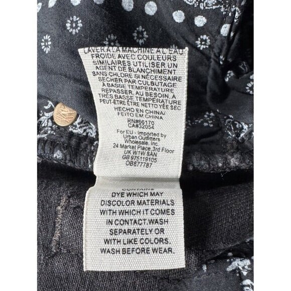 We The Free Womens 26 Black Regular High Rise Button Fly Slouchy Raw Hem Jeans - Picture 8 of 10